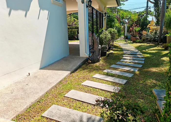 Baan Big Family Pool Villa
