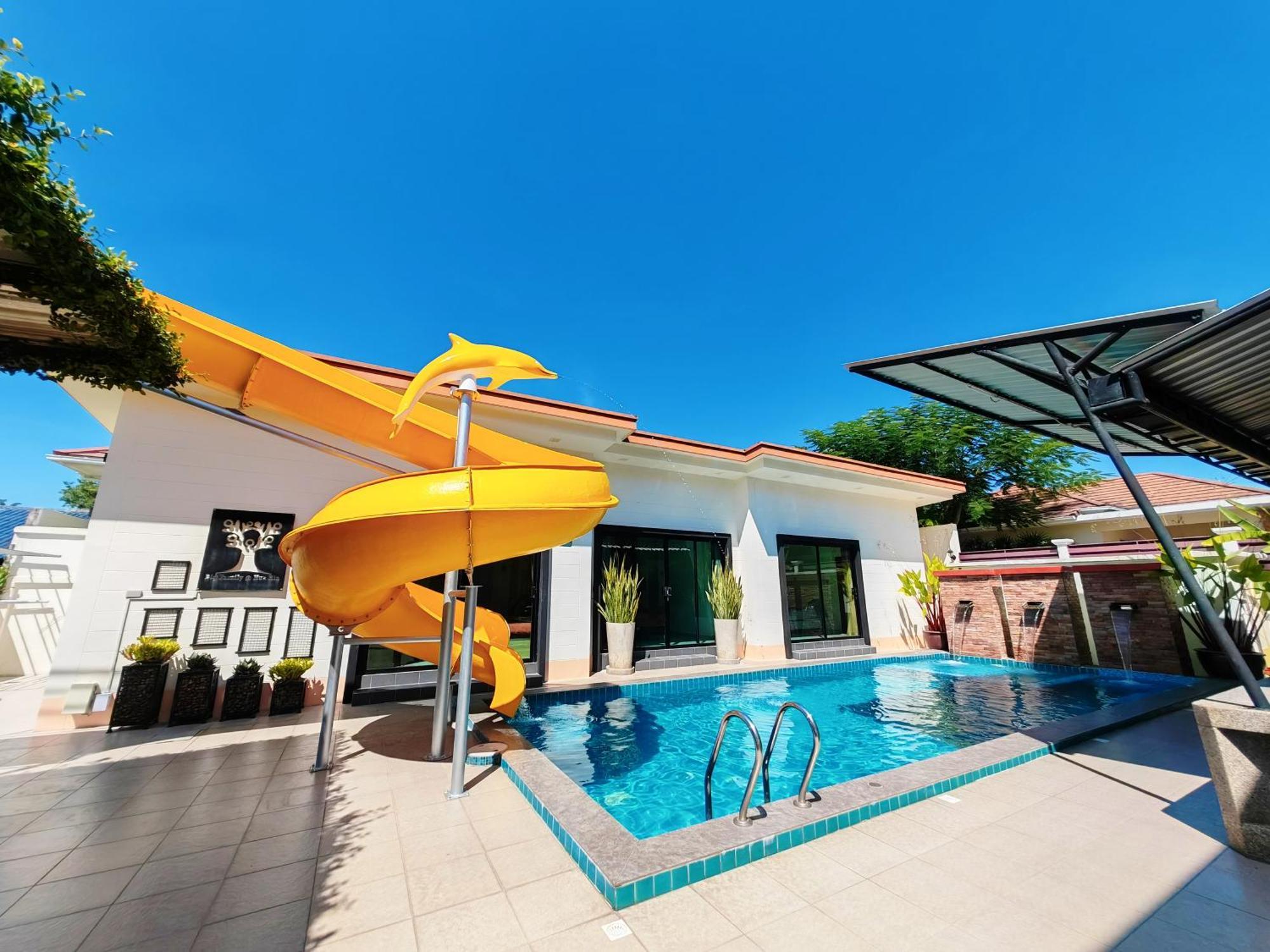 Baan Big Family Pool Hébergement de vacances HHQ