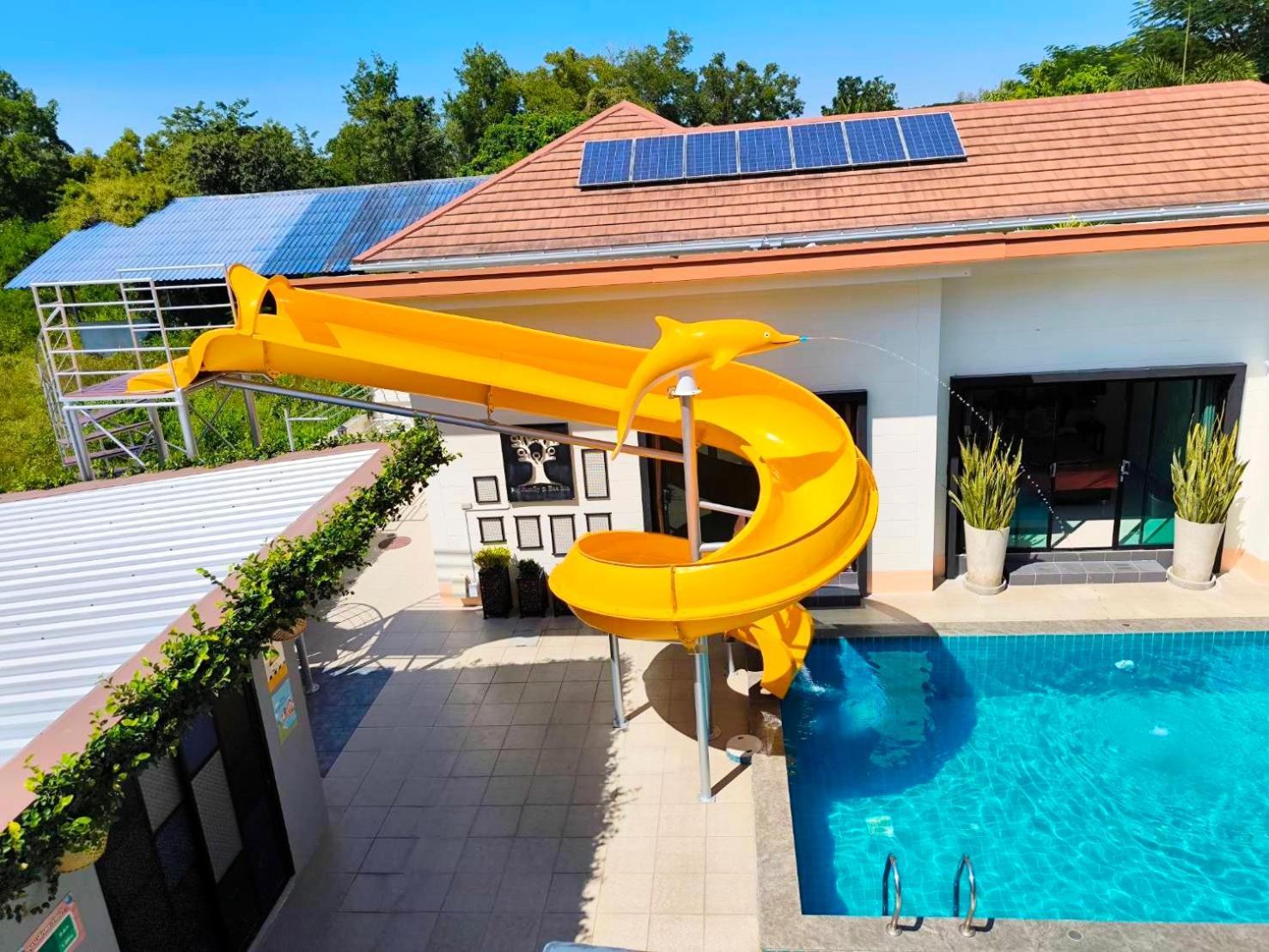 Baan Big Family Pool Hébergement de vacances *