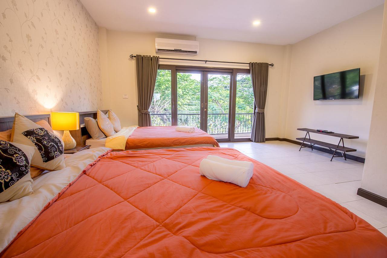 Baan Big Family Pool Holiday home